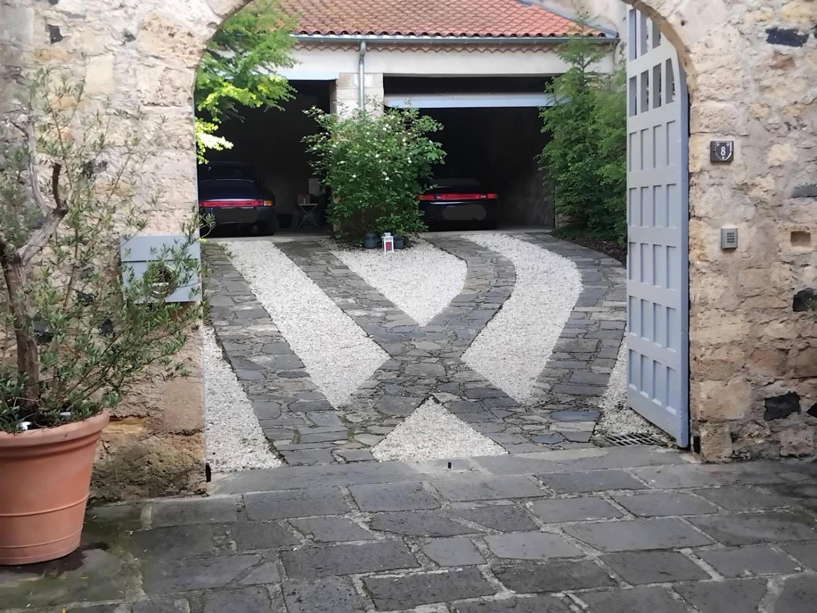 La Tour Noble Bed & Breakfast Saint-Saturnin  Luaran gambar